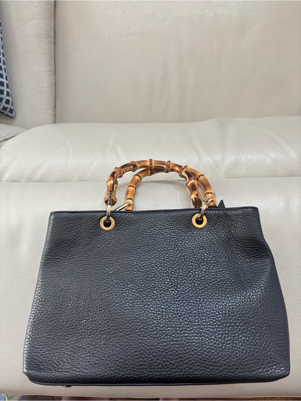 Black leather bag with Bamboo Handles